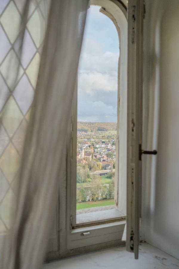 Eventlocation & Hotel Schloss Neuburg Obrigheim Екстериор снимка